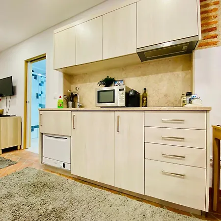 Апартаменты Downtown Retreat Лиссабон