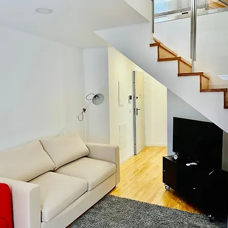 Апартаменты Downtown Retreat *