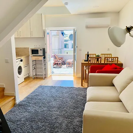 Апартаменты Downtown Retreat *