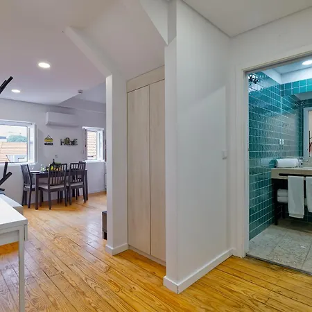 Downtown Retreat Лиссабон