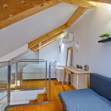 Daire Downtown Retreat *