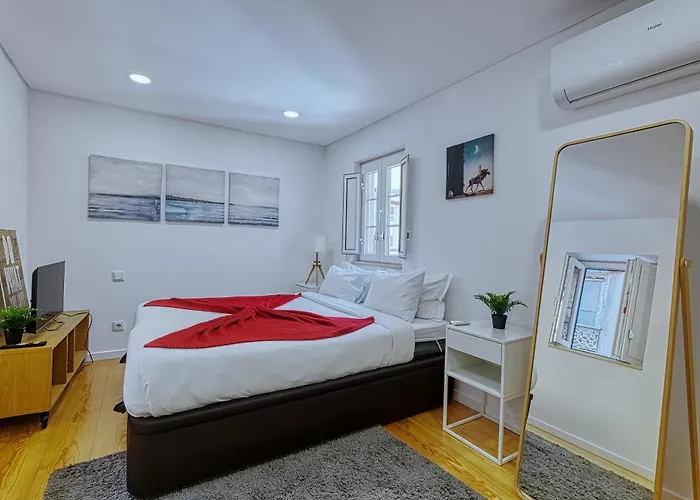 Downtown Retreat Апартаменти Лісабон