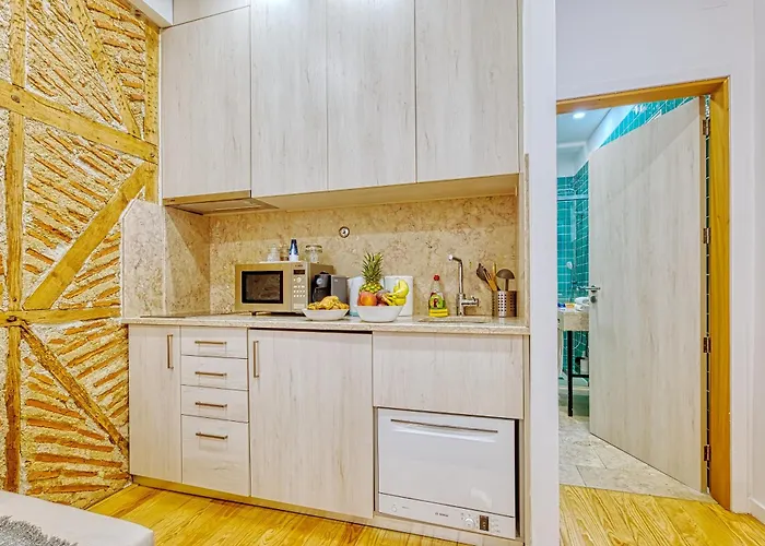 Downtown Retreat Апартаменти