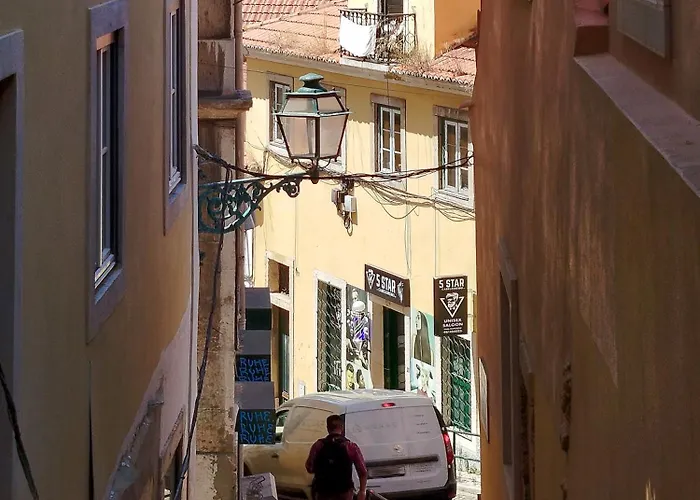 Downtown Retreat Апартаменти Лісабон