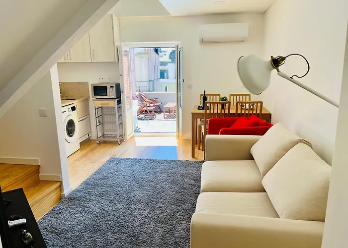 Апартаменти Downtown Retreat *