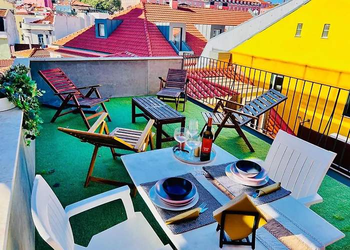 Апартаменти Downtown Retreat *