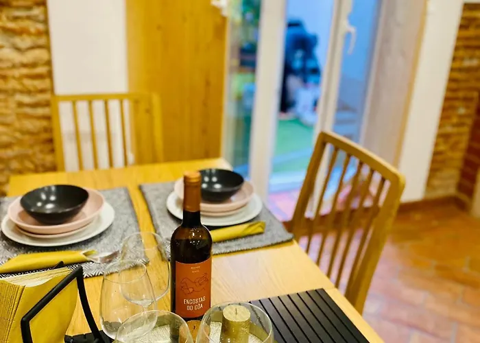 Downtown Retreat Апартаменти