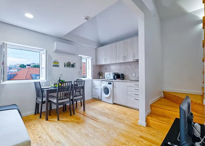 Апартаменти Downtown Retreat Лісабон