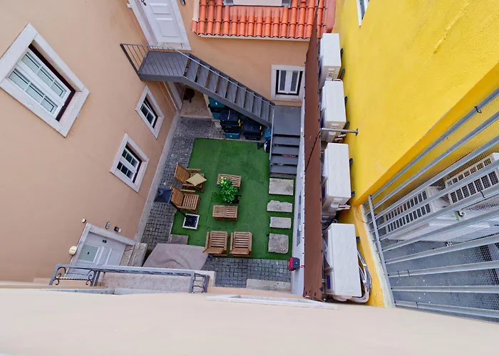 Апартаменти Downtown Retreat Лісабон