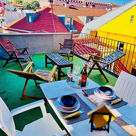 Daire Downtown Retreat *